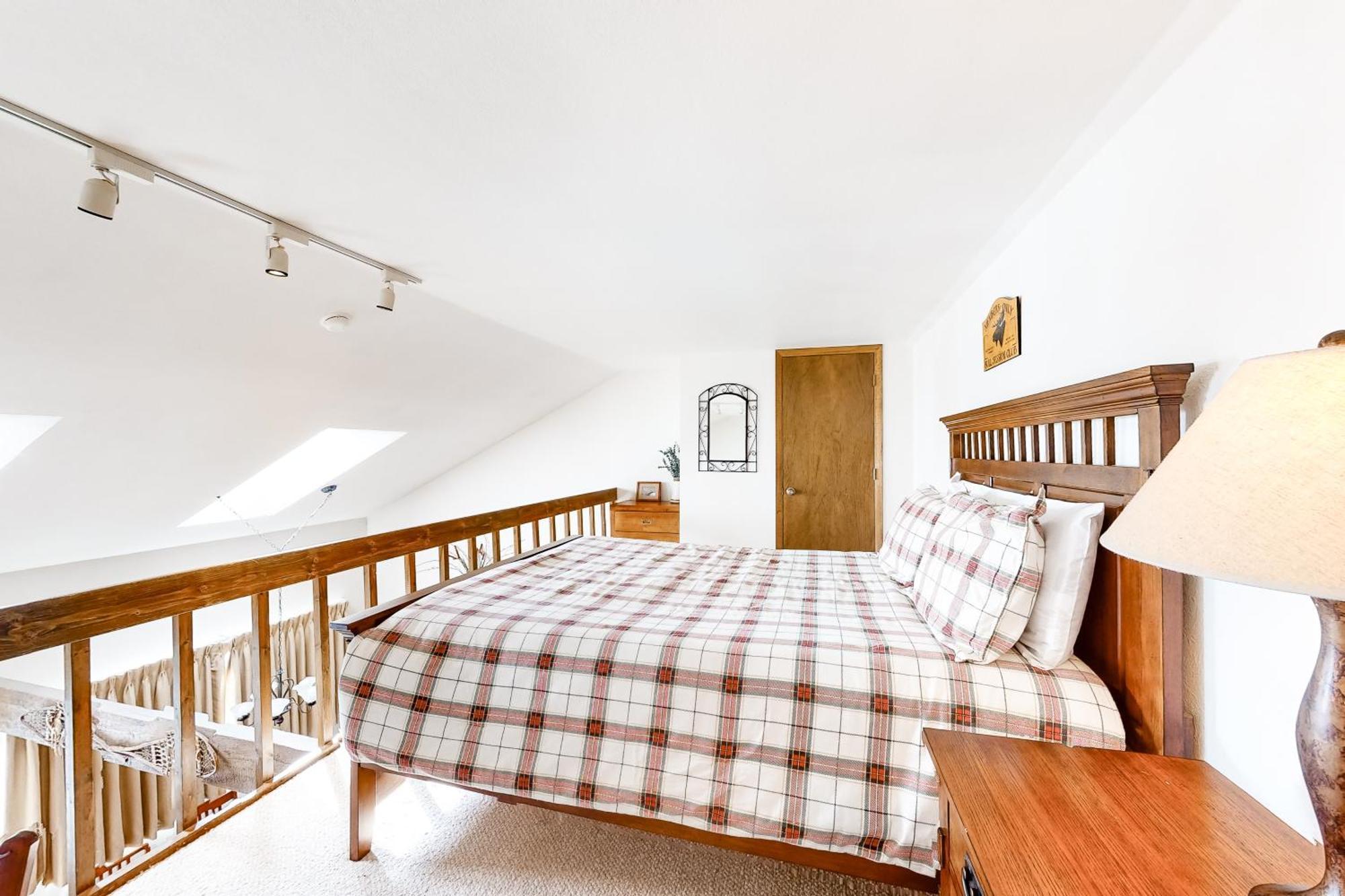 Buffalo Ridge Silverthorne Room photo
